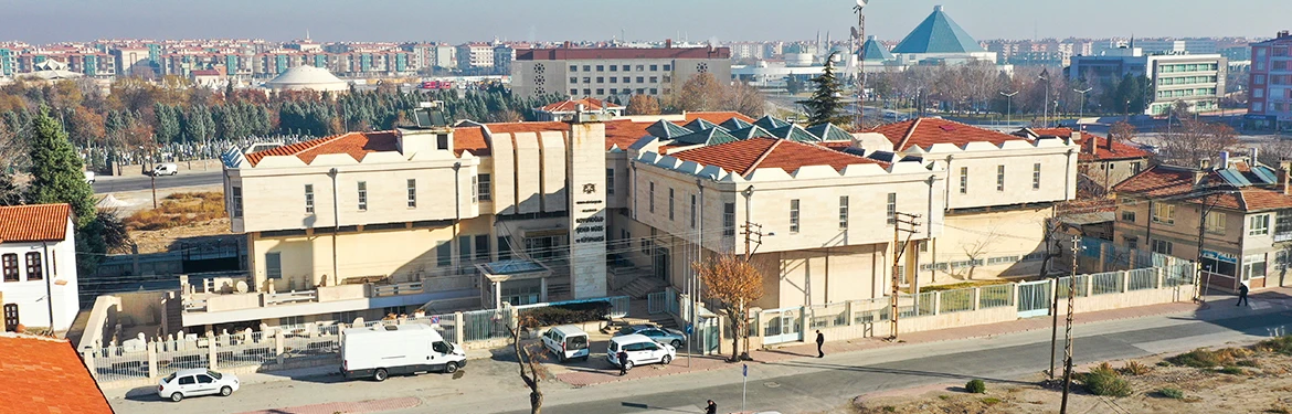 Koyunoğlu Şehir Müzesi ve Kütüphanesi